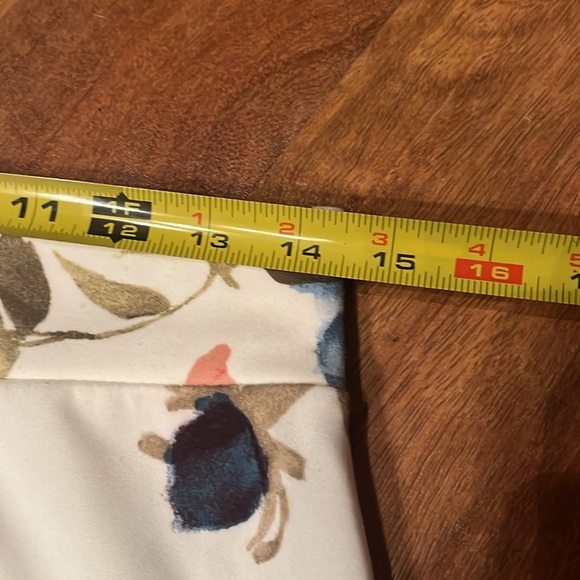 EUC Gilli floral skirt - Picture 2 of 9